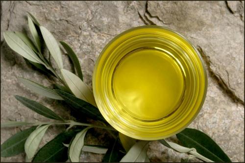 Dầu oliu là nguyên liệu không thể thiếu trong công thức detox